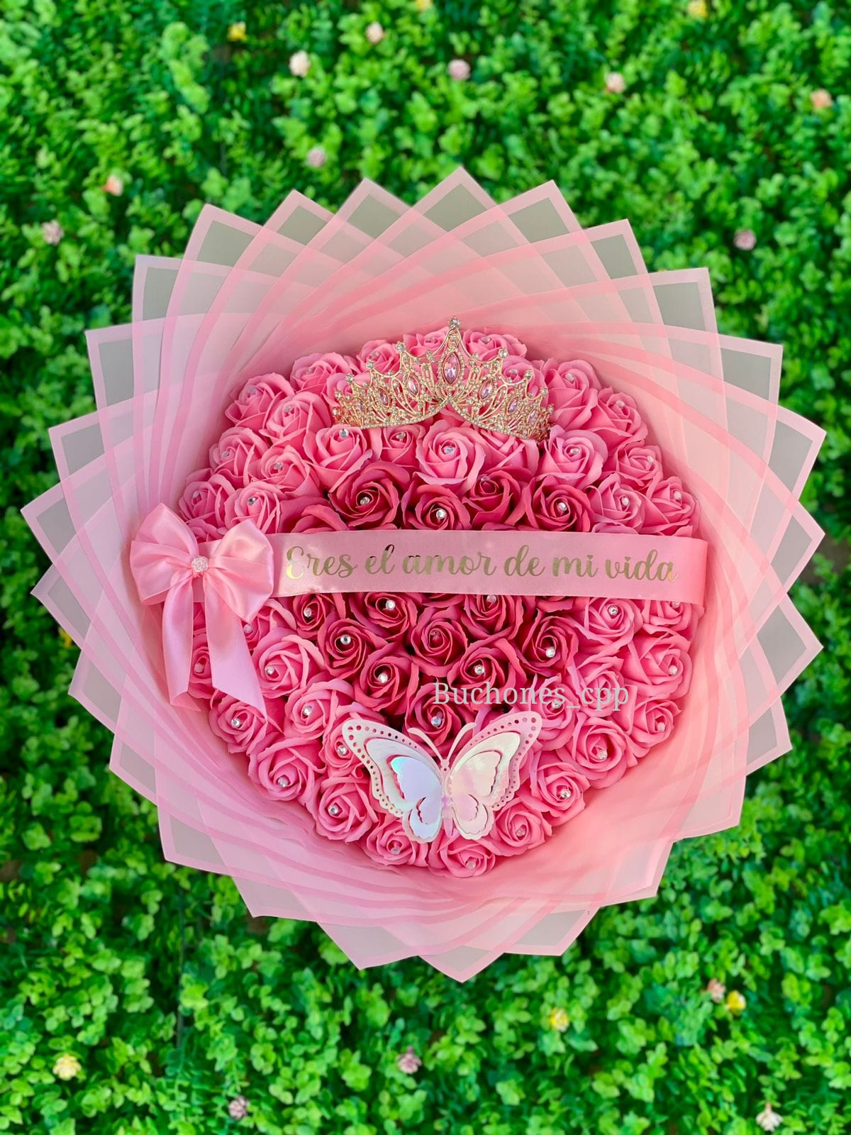 Ramo Buchón Corazón Rosado